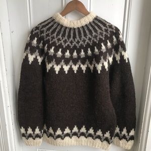 Vintage 100% Icelandic wool sweater men’s large